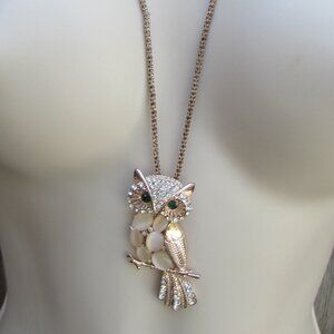 Vintage Owl Pendant Rhinestone Peach Faux Pearl Necklace 28"